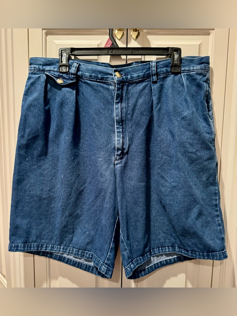 Men’s Nautica Pleated Denim Shorts - Size 36